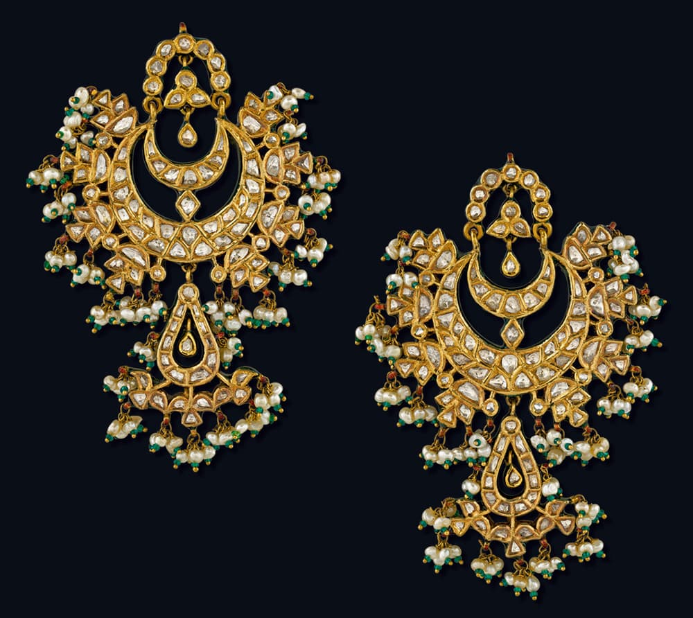 Gold Chandbali Earrings