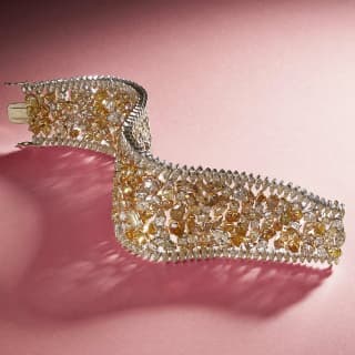 Enduring Ornaments : Celebrating Diverse & Bold Bracelets Through Time
