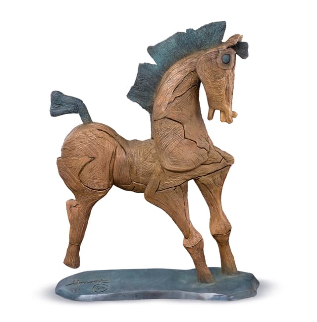 Trotting Horse